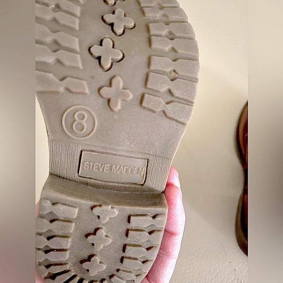 Madden Girl Cognac Hiking Boots, Toddler Size 8. - Picture 6 of 6